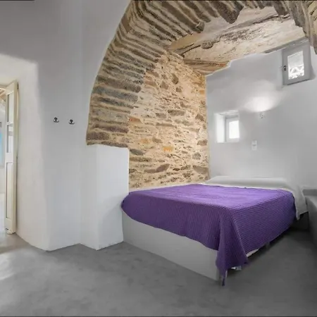 House In Kardiani With Breathtaking View Ferienhaus *